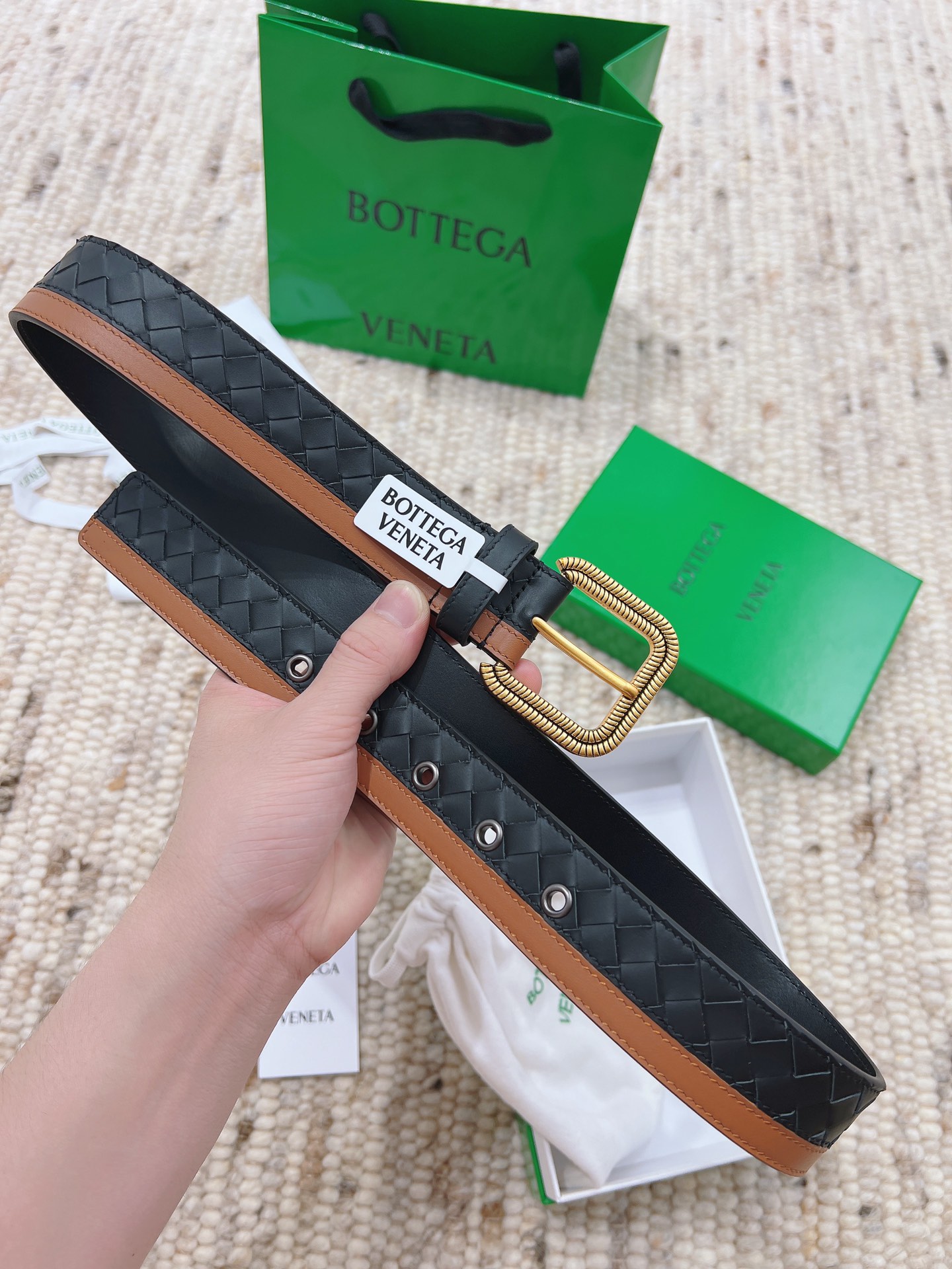 BOTTEGAVENETA全新拼色编