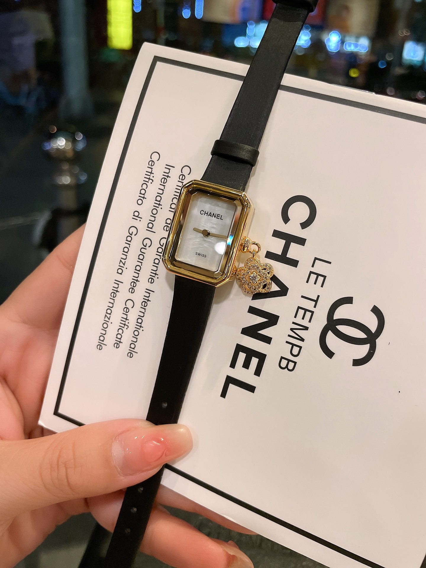 Chanel Premiere Mini yellow gold case, black dial, black leather strap 19.7mm Women's Quartz