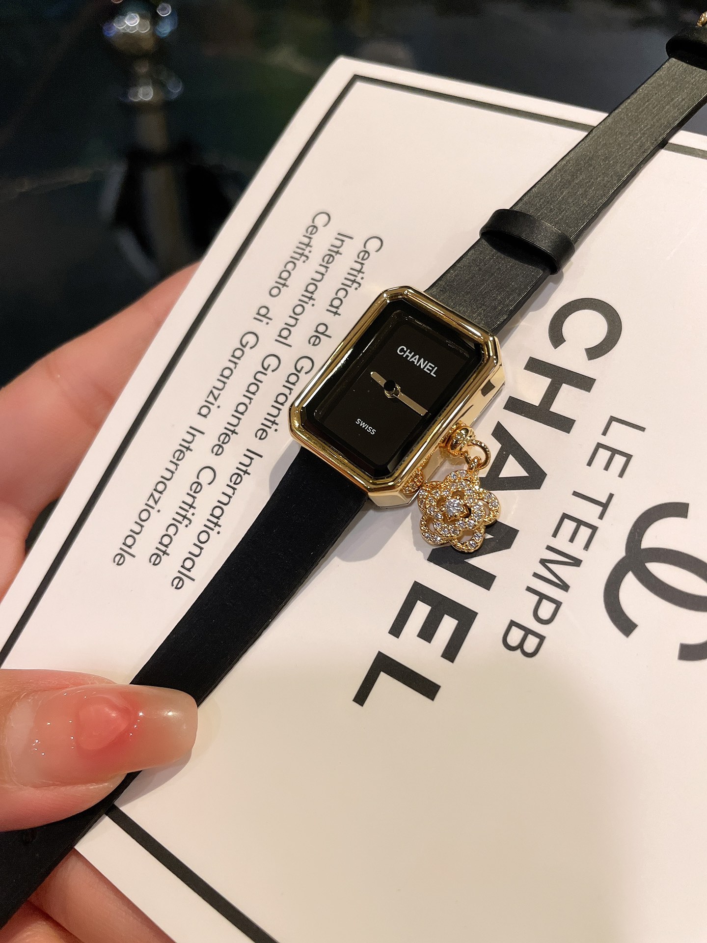 Chanel Premiere Mini yellow gold case, black dial, black leather strap 19.7mm Women's Quartz