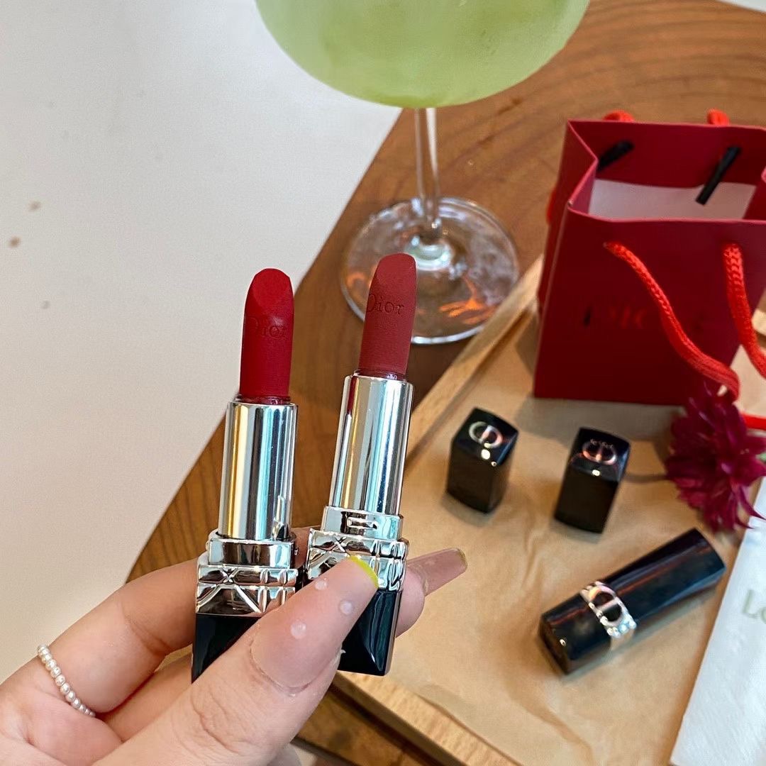 Dior Lipstick Gift Set - Exquisite Red Packaging, Perfect for Gifting 7 i1651475362 2230 5