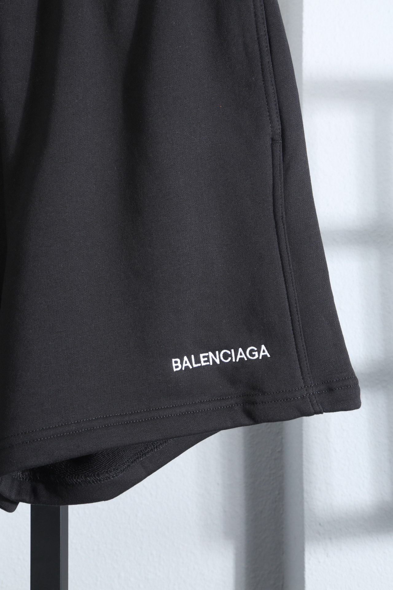 #大字母logo短裤# BALENCI*GA巴黎#永恒经典款