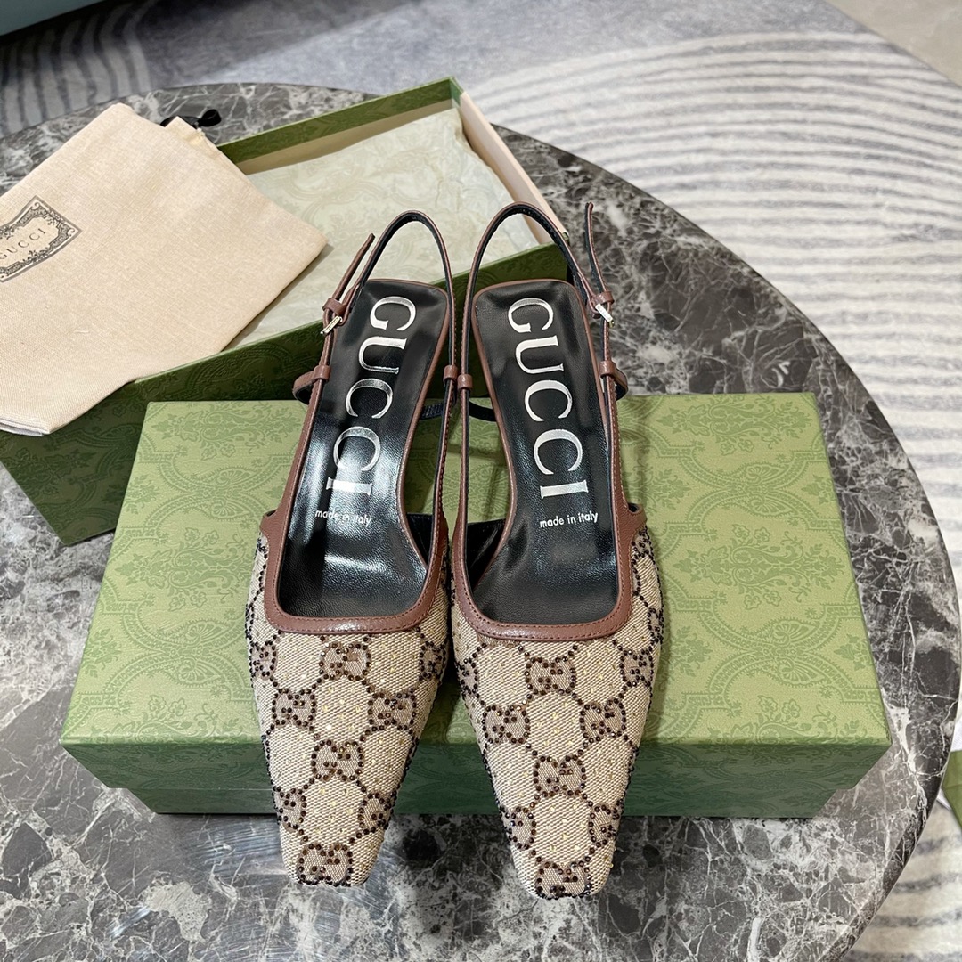Gucci 双G帆布 尖头 后空 小猫跟 单鞋