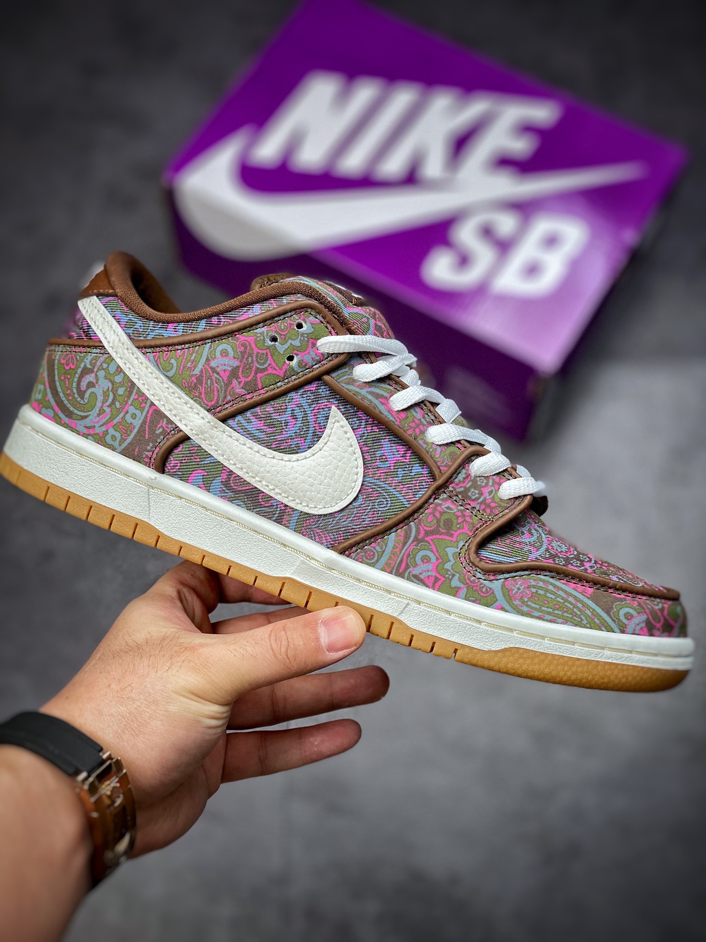 300 Nike SB Dunk Low “Paisley” 新腰果花 DH7534-200