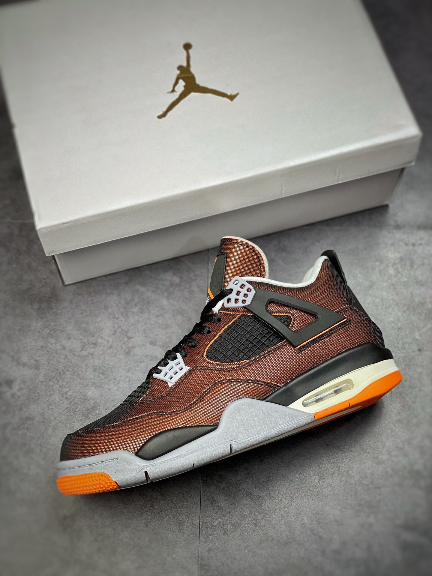 380 #纯原Air Jordan AJ4 Retro 黑橙海星橙 CW7183-100