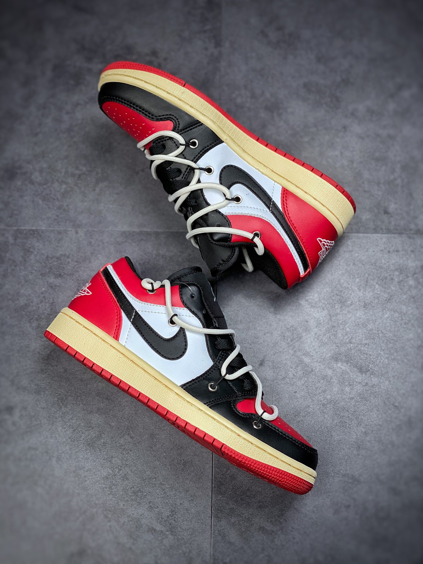 240 Air Jordan 1 Low 解构鞋带 低帮复古文化休闲运动篮球鞋553560-612