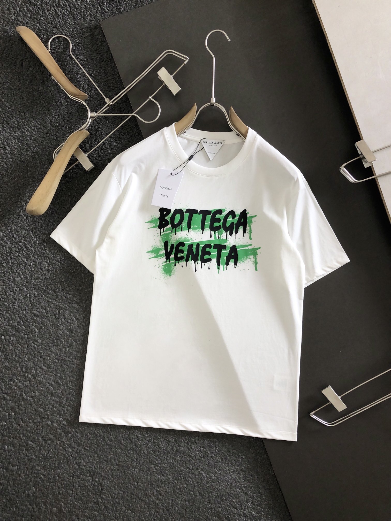 BV camiseta de manga corta con estampado más nueva, camiseta de alta calidad de tienda oficial, proceso de fabricación …