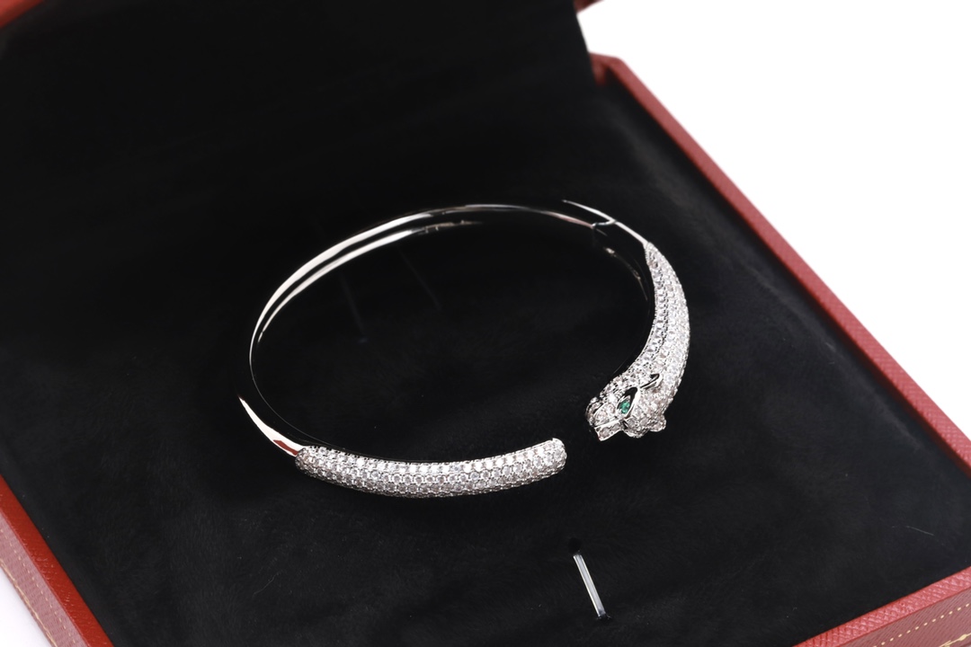 Cartier Cartier 高级珠宝系列 CNC手镶钻卡地亚细版半钻豹子手镯 均码17 超厚实 超霸气豹