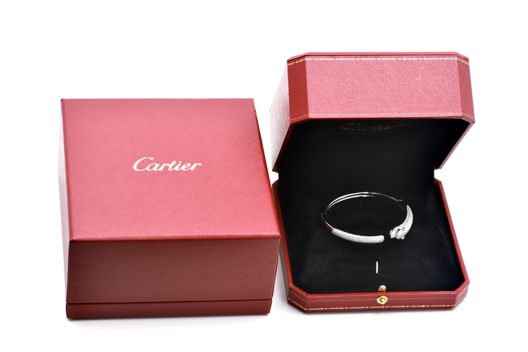 Cartier Cartier 高级珠宝系列 CNC手镶钻卡地亚细版半钻豹子手镯 均码17 超厚实 超霸气豹
