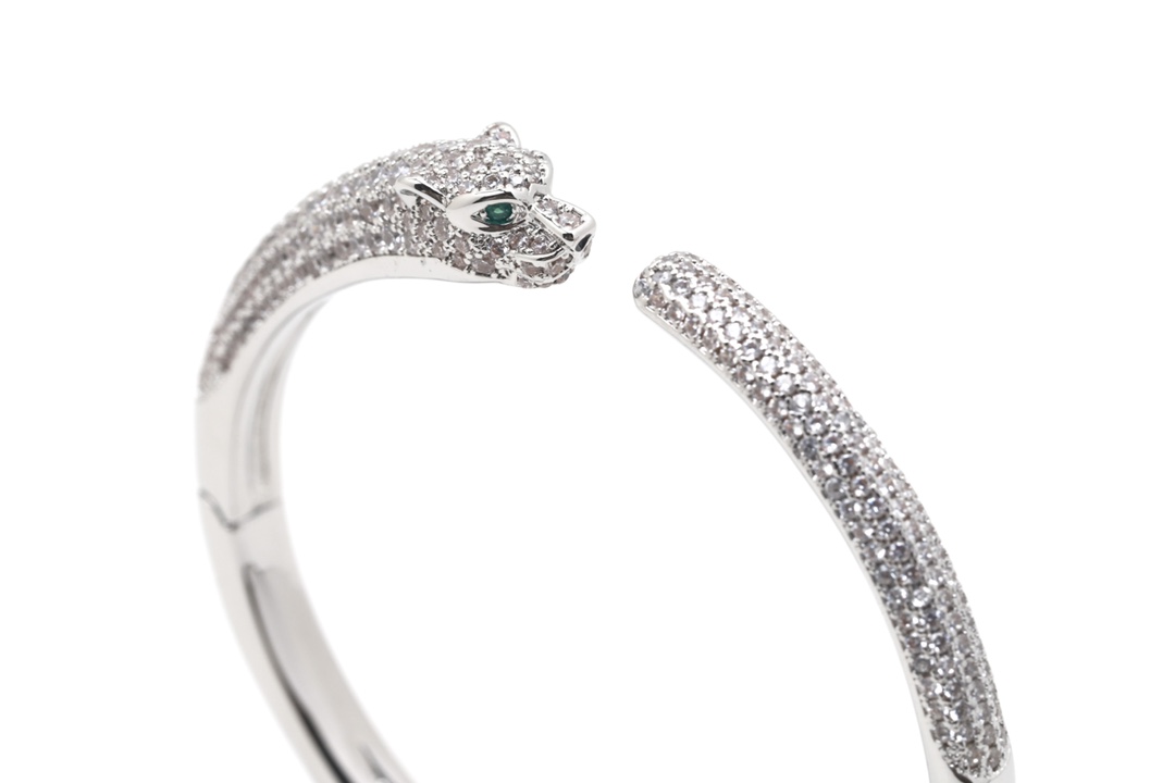 Cartier Cartier 高级珠宝系列 CNC手镶钻卡地亚细版半钻豹子手镯 均码17 超厚实 超霸气豹