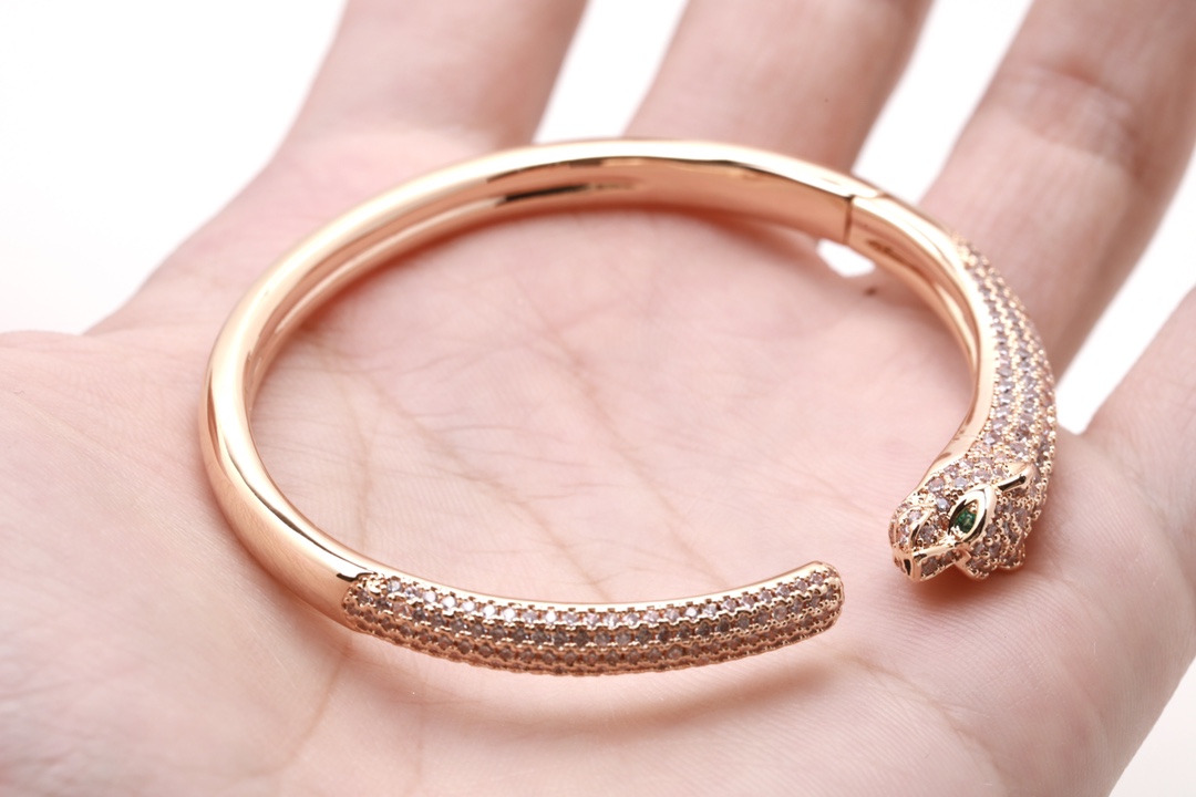 Cartier Cartier 高级珠宝系列 CNC手镶钻卡地亚细版半钻豹子手镯 均码17 超厚实 超霸气豹