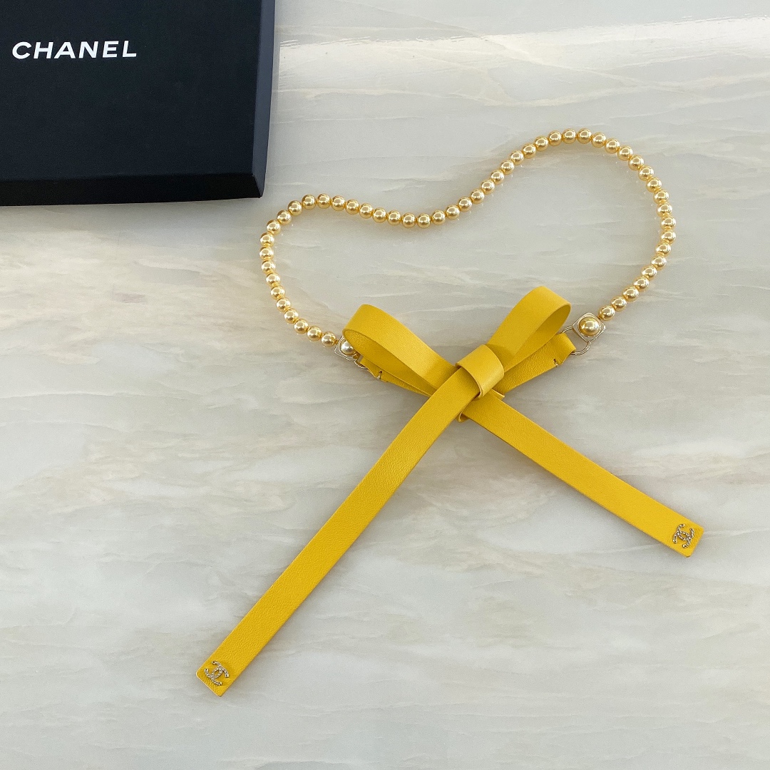 -chanel💥小羊皮 琉璃珍珠与金色金属黑 与珍珠白  *cc字母logo与正品一致. 纹理细腻*