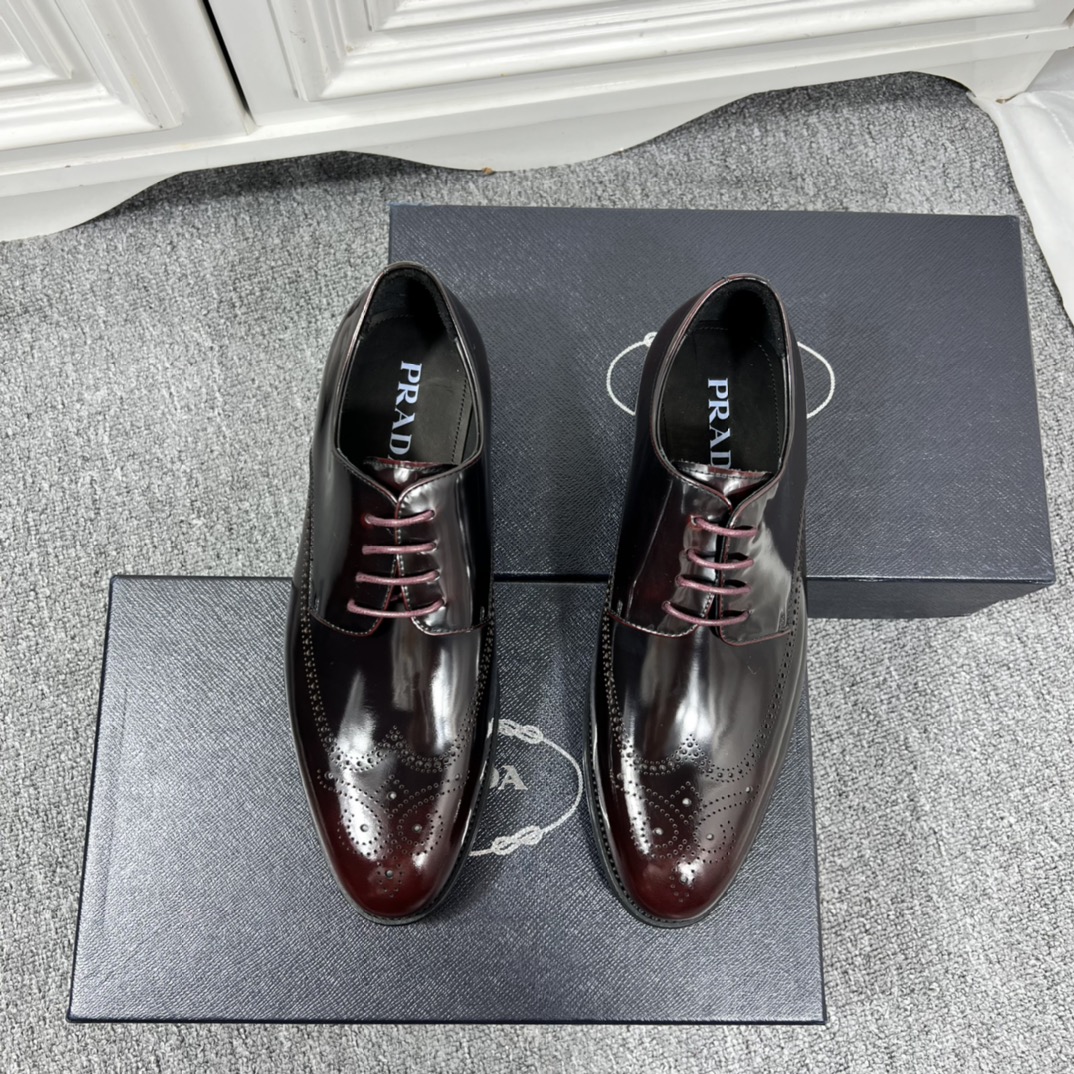 NO:270938,PRADA new high-end men's business loafers original single authentic top-grade goods original imported cowhide open beads hand-painted color with brick carved cowhide inner~ cowhide foot pad original injection molded leather big sole!  Size39 40 41 42 43 44 (38 45 customizable), prada,loafers,cowhide,Leather soles19860909PRADA新品高端男士商务乐福鞋原单正品顶级货原版进口牛皮开边珠手工擦色 搭配布洛克雕花牛皮内里～ 牛皮垫脚原版注塑真皮大底！ Size39 40 41 42 43 44（38 45可定制）,,prada,loafers,cowhide,Leather soles,Men's shoes