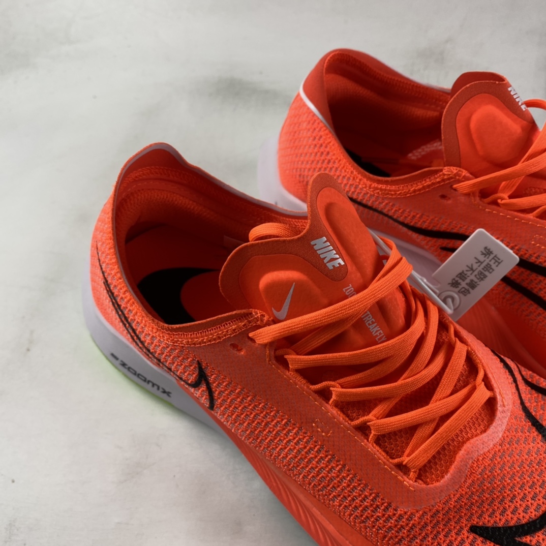 P180 Nike ZoomX Streakfly Rpoto 2022新款超级跑鞋 DH9275-103