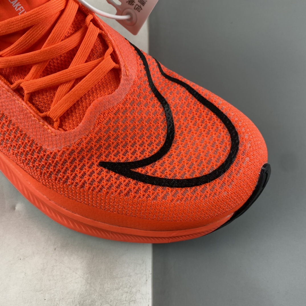 P180 Nike ZoomX Streakfly Rpoto 2022新款超级跑鞋 DH9275-103