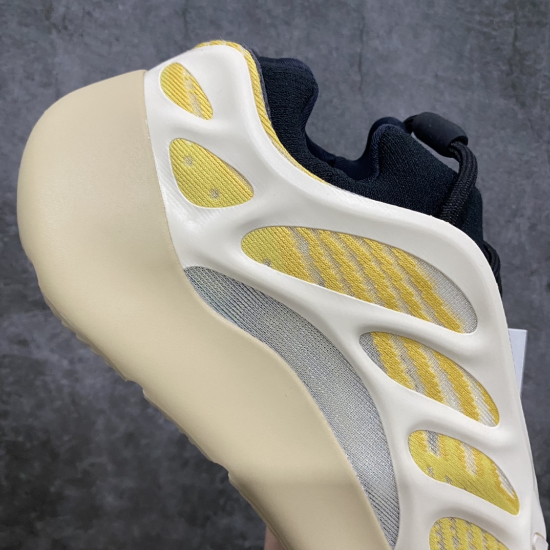 图片[7]-LW老汪版本Yeezy700v3红花籽G54853 随着G5的倒闭 其他版本陆续清货 老汪版的异形已经是目前市售最高版本了 实拍如下 不解释细节了，终端供货 尺码：36-47-选品中心