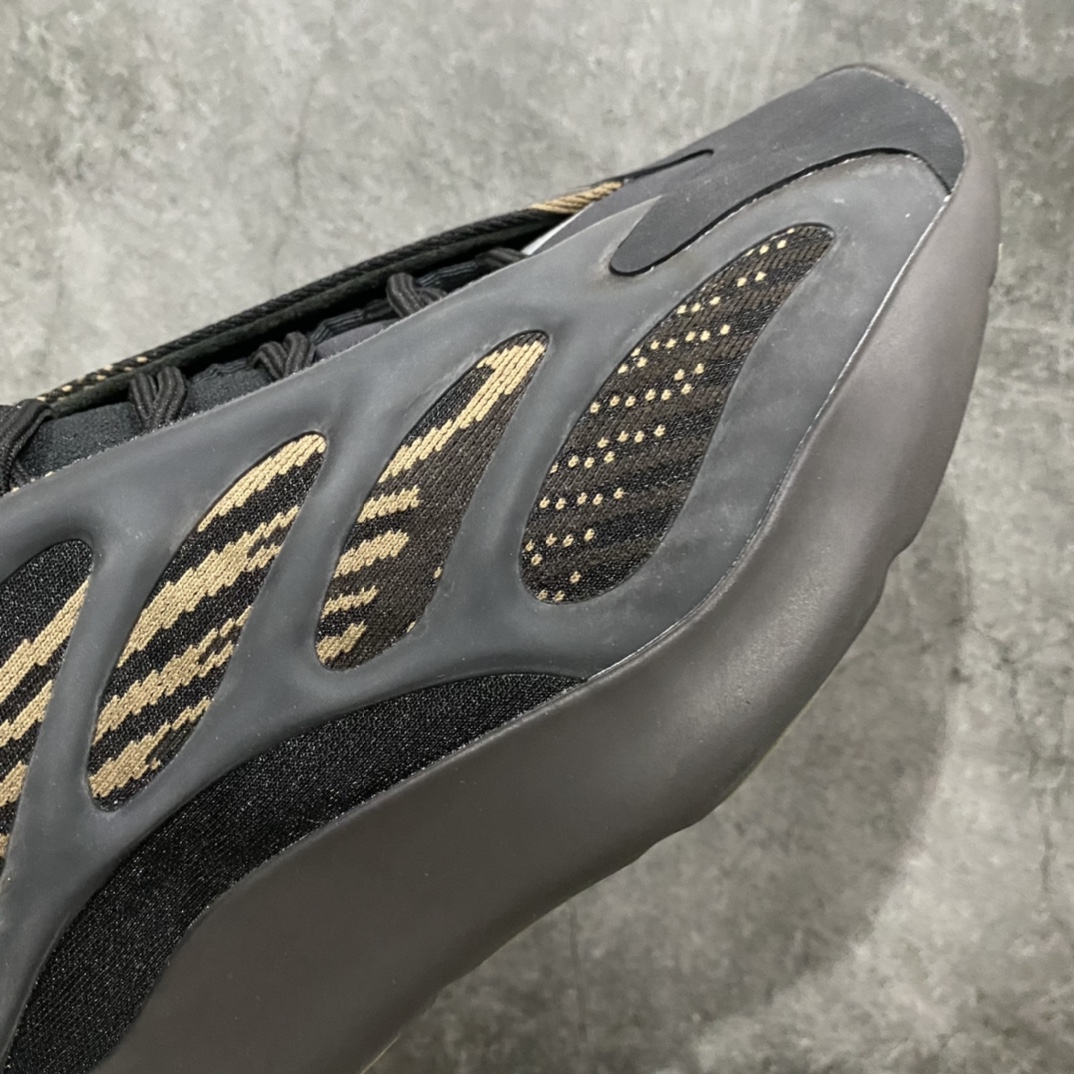 图片[6]-LW老汪版本Yeezy700v3黑铜GY0189 随着G5的倒闭 其他版本陆续清货 老汪版的异形已经是目前市售最高版本了 实拍如下 不解释细节了，终端供货 尺码：36-47-选品中心