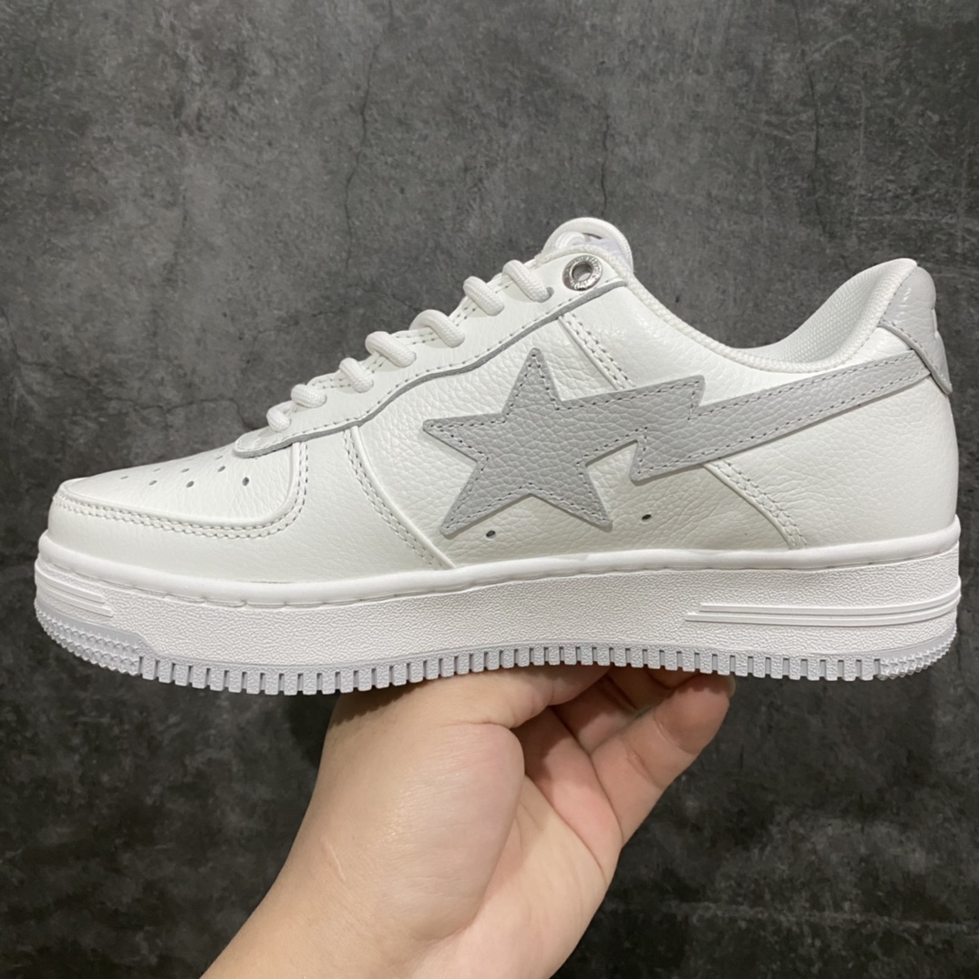 图片[2]-M版纯原 JJJJound x Bape Sta To Low 明星同款 联名款猿人头低帮运动休闲板鞋 市售最高版本 原鞋开发 匠心打造 开发时长超过半年 鞋面内里均采用市场最好的头层牛皮 原数据进口机台高频印压LOGO 中底嵌入Ortholite缓震材质 全套包装 包含猿人logo定制防尘袋 定制迷彩鞋垫一副 尺码：36 38 40 41 42 42.5 43 44 45-选品中心