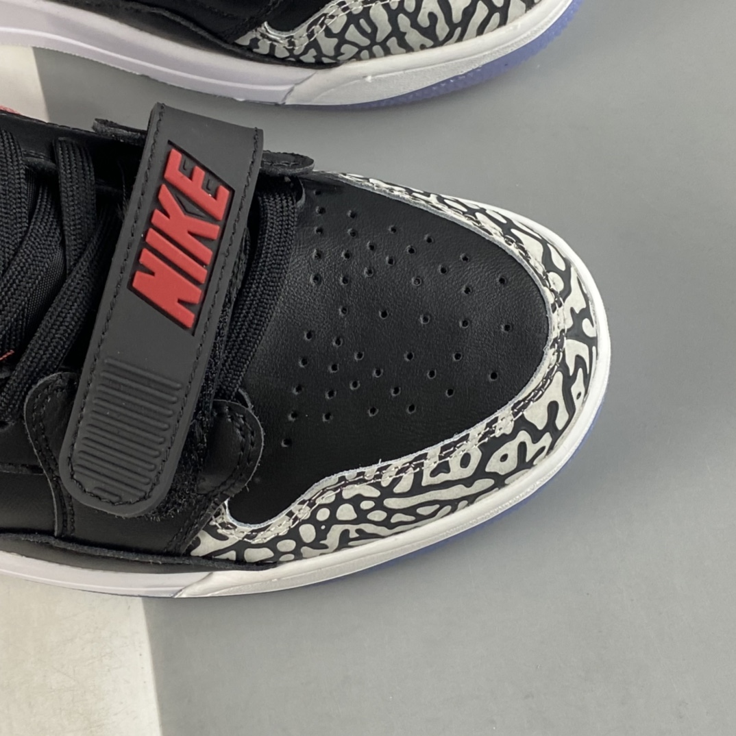 P240 Air Jordan Legacy AJ312 低帮复古魔术贴三合一板鞋 DV1719-100