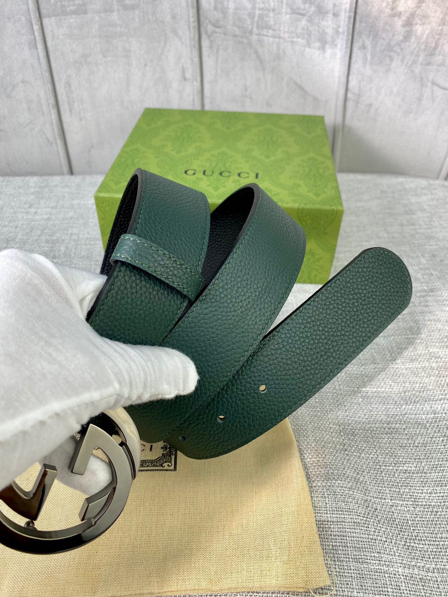 宽度3.8cm GG Marmont系列每一季都会推陈出新双色头层牛皮腰带-Chinese UA Cheap High Quatity Brand Clothes Bags handbags Sneakers wholesale wholesaler seller from China Factory suppliers Fashion Clothing Shoes best Quality Beautiful Price 宽度3.8cm GG Marmont系列每一季都会推陈出新双色头层牛皮腰带