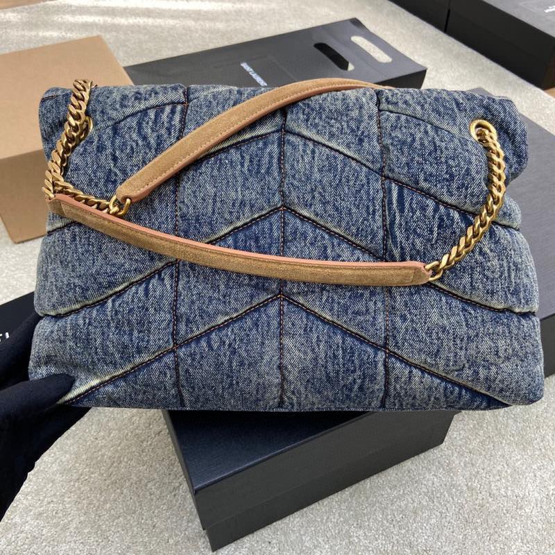 Saint Laurent 牛仔布搭配土黄磨砂肩带