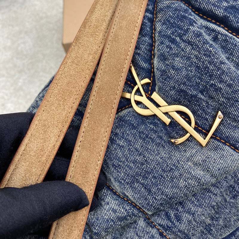 Saint Laurent 牛仔布搭配土黄磨砂肩带