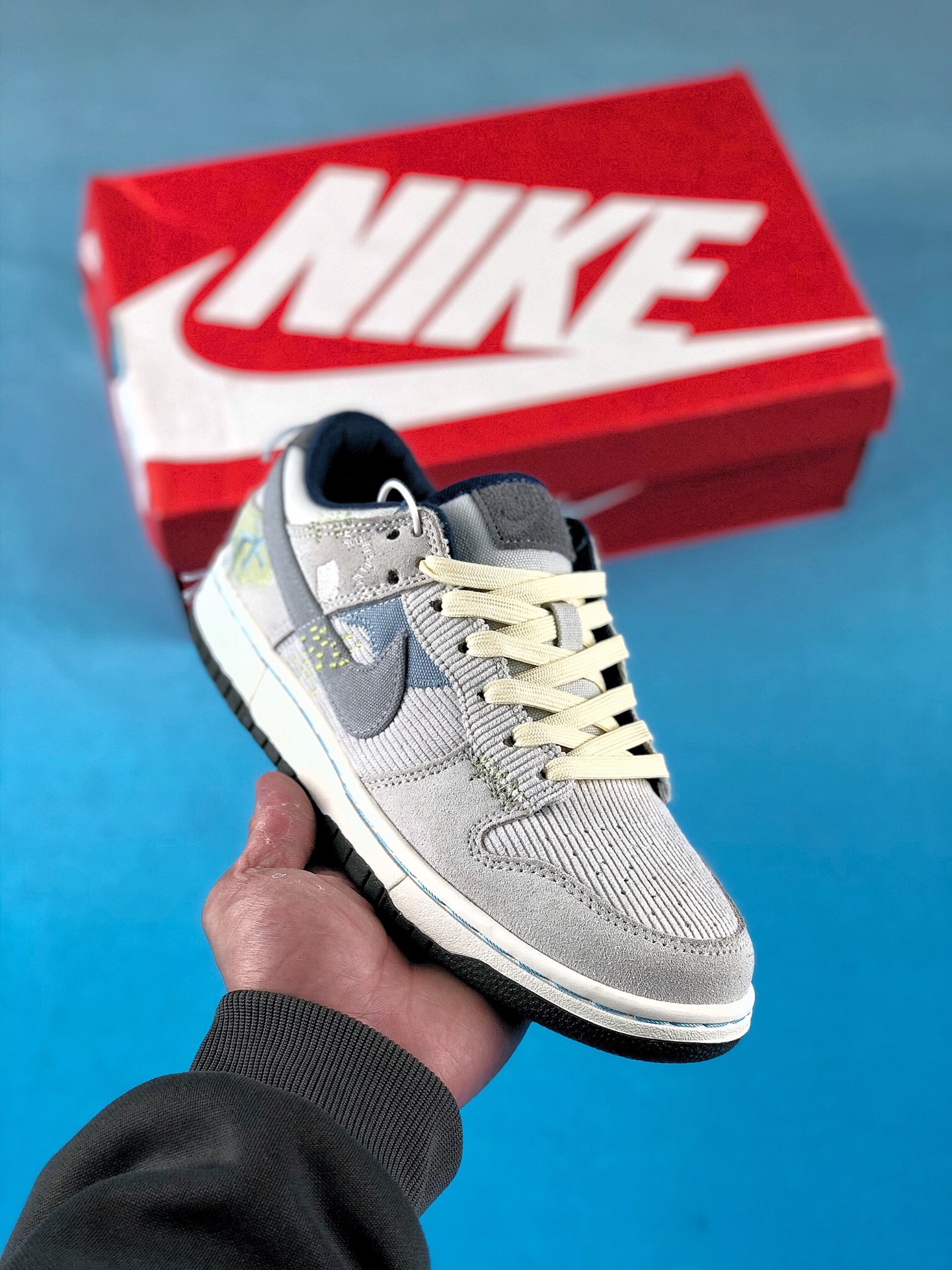 本地自取 终端放货
Nike Dunk Low 