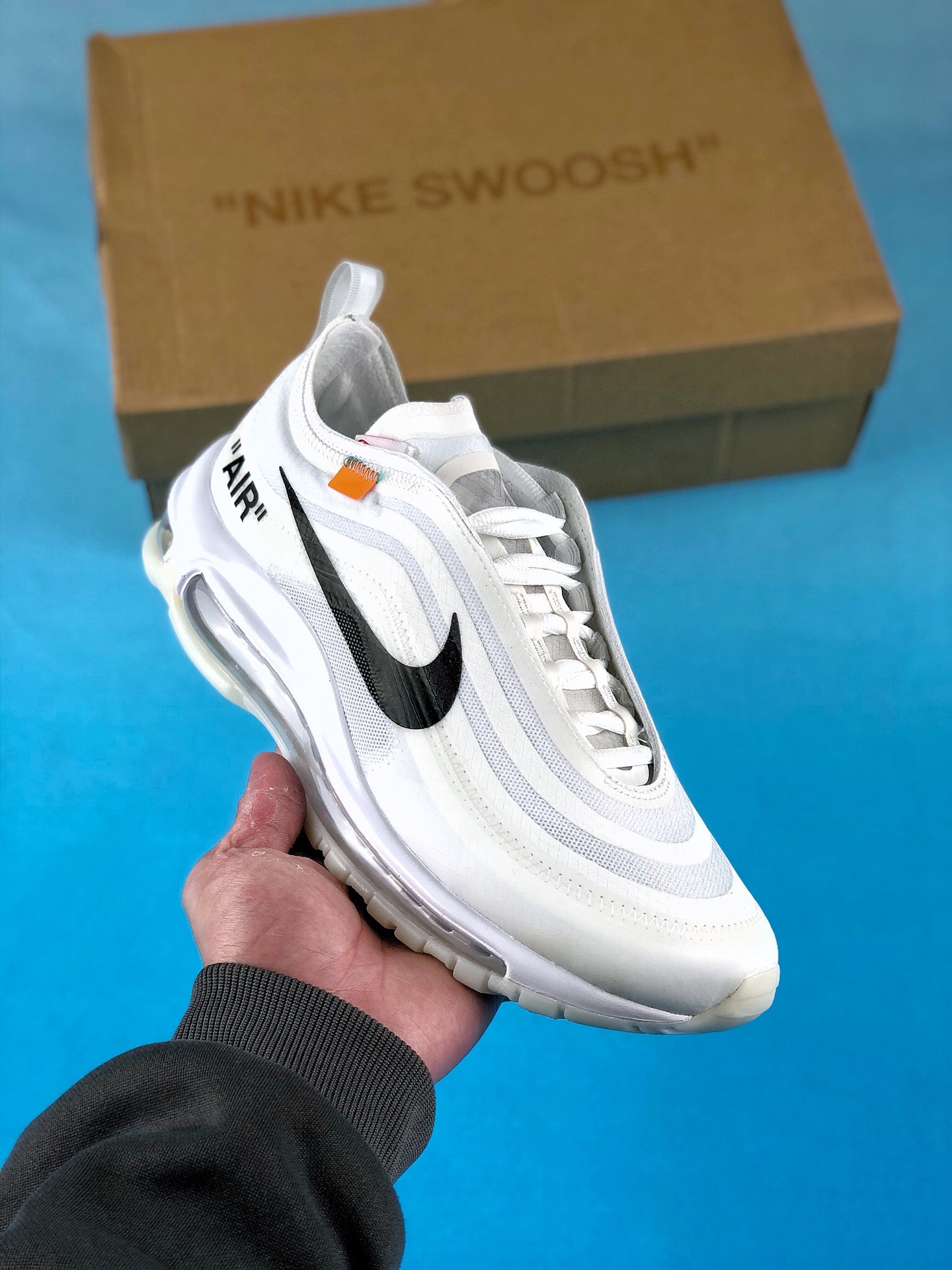 本地自取支持放店
  Nk Air Max 97 Off-White Mente THE TEN 联名 白彩虹
货号 AJ4585-001
码数 36-45l33