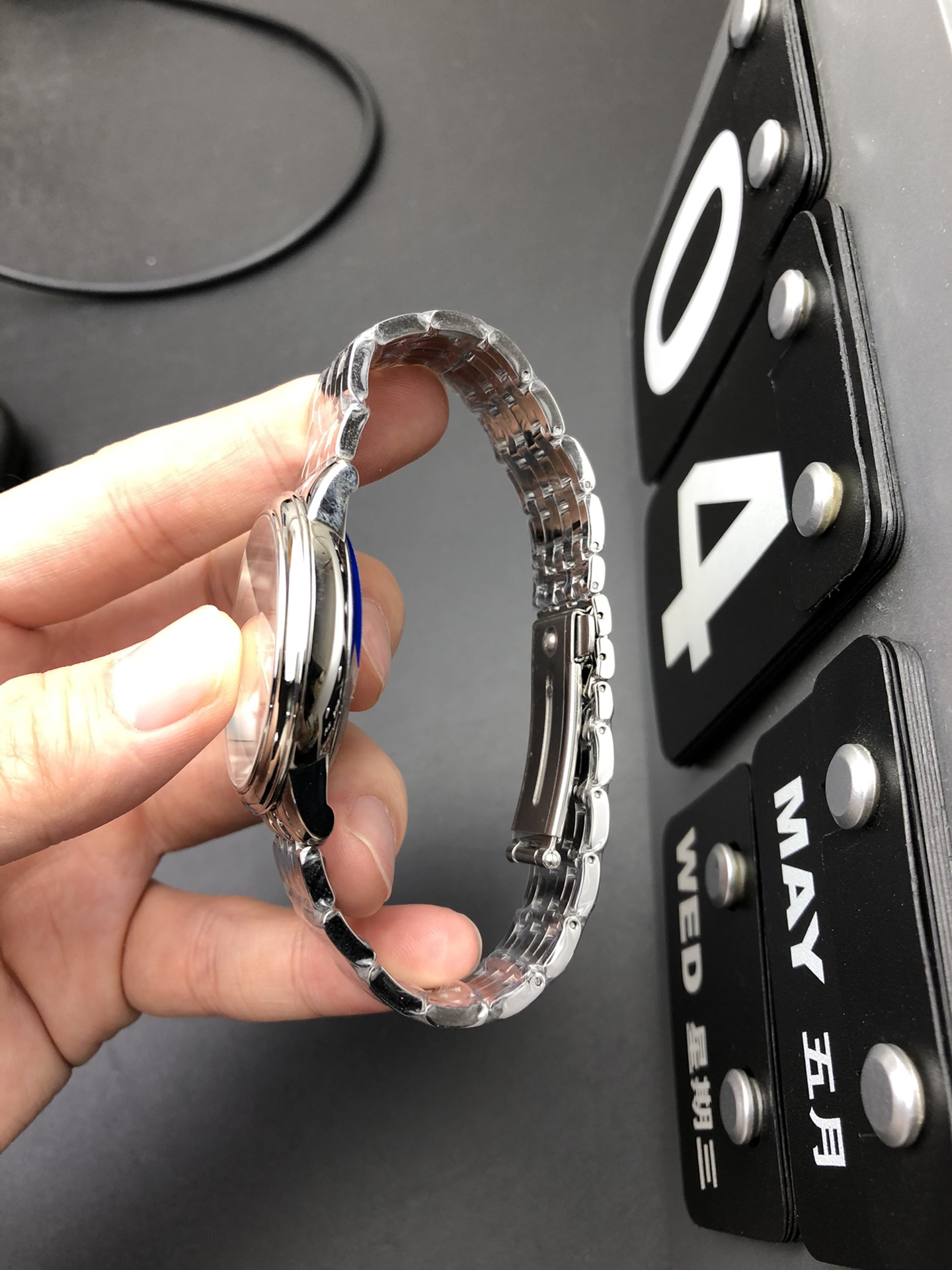 Omega MKS 金针轨道蝶飞