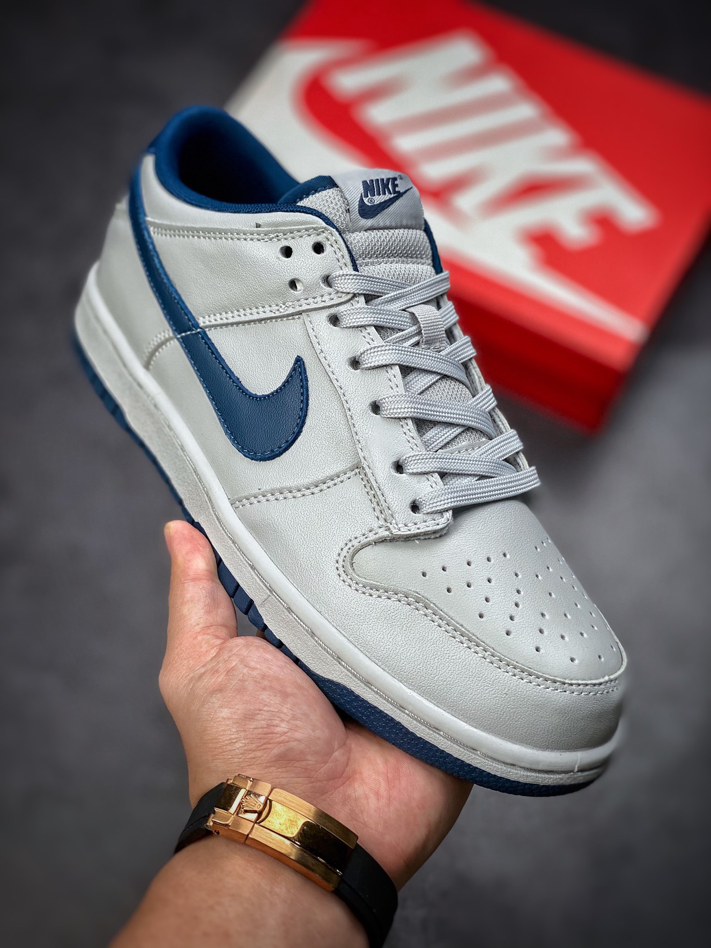 260 Nike Dunk SB Low 水泥灰蓝 诞生于2002年的Nike Dunk SB 316272-328