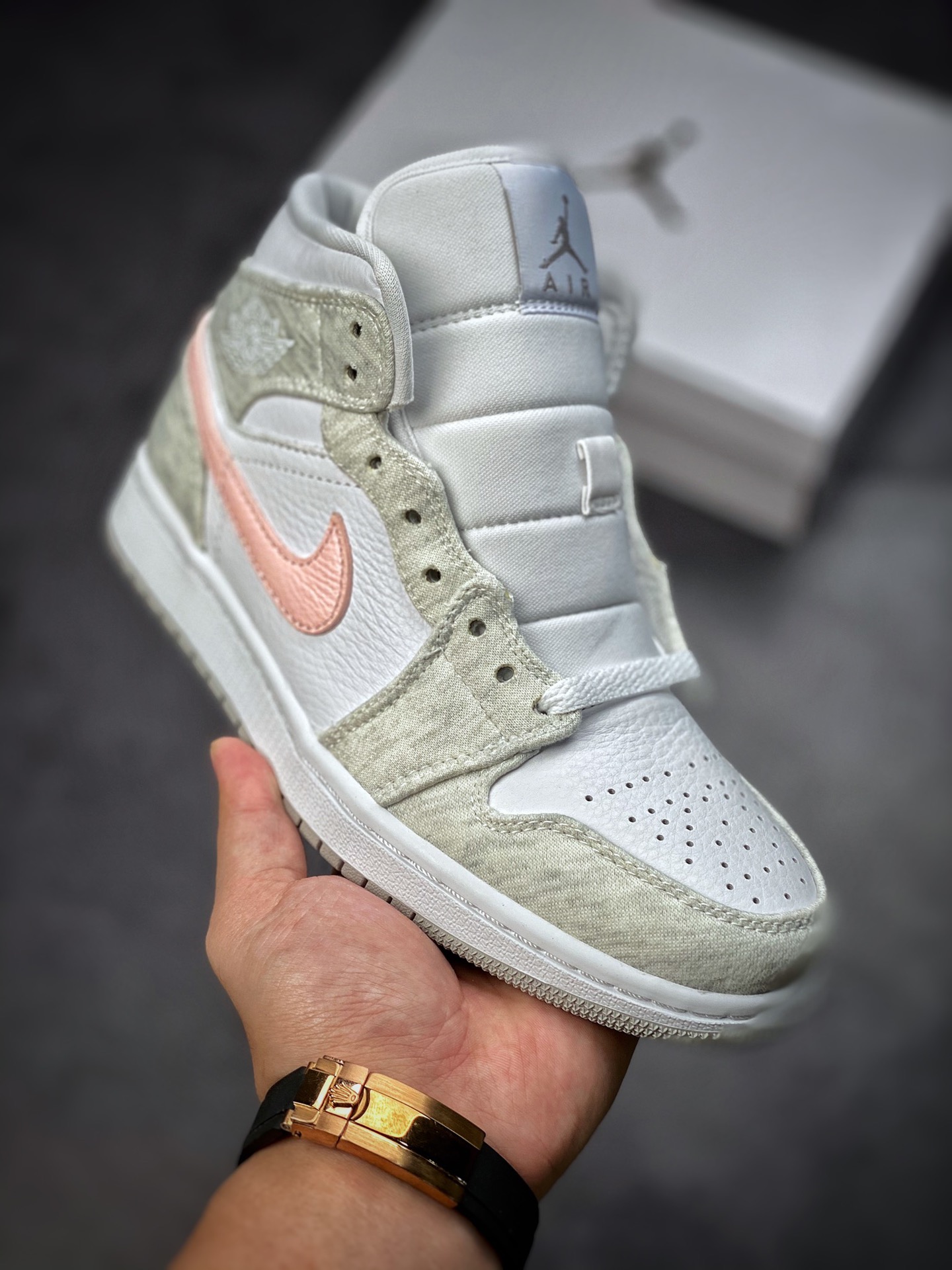 260 原装裸鞋级 市面最高工艺产物 Air Jordan 1 Mid 纯原系列 DN4045-001