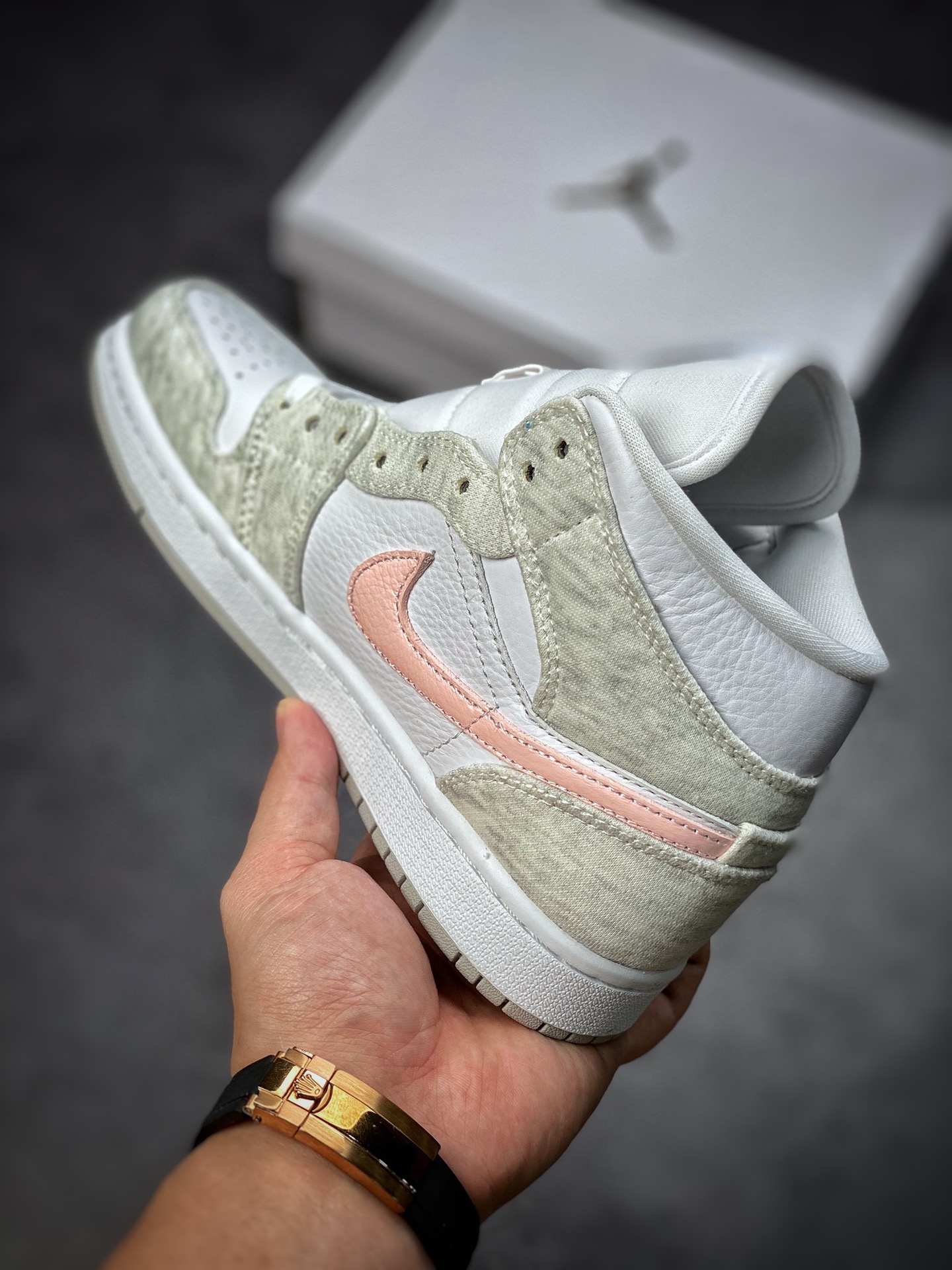 260 原装裸鞋级 市面最高工艺产物 Air Jordan 1 Mid 纯原系列 DN4045-001