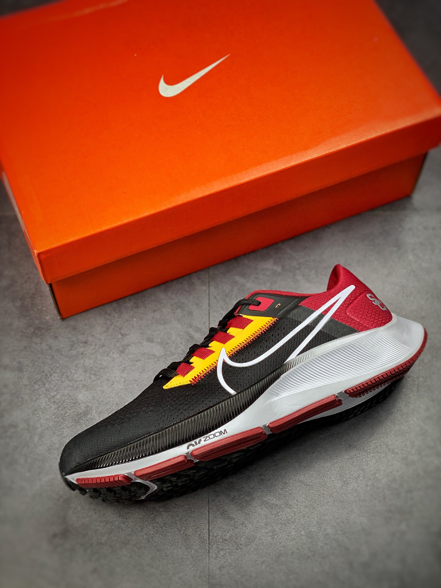 170 耐克Nike Zoom Pegasus 38代 飞马涡轮增压马拉松慢跑鞋 DJ0861-001