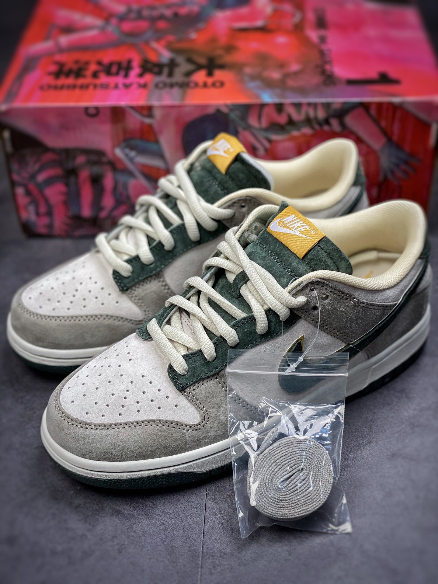 200  Otomo Katsuhiro x Nike SB Dunk Low ”Steamboy OST” 大友克洋联名 LF0039-002