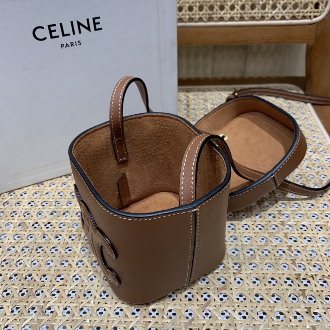 CELINE SMALL BOX CUIR TRIOMPHE 11CM BAG 199263焦糖色