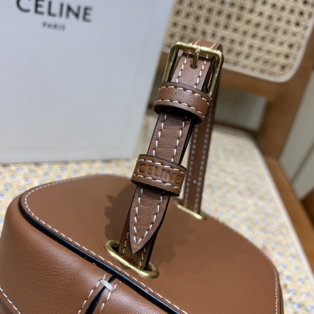 CELINE SMALL BOX CUIR TRIOMPHE 11CM BAG 199263焦糖色