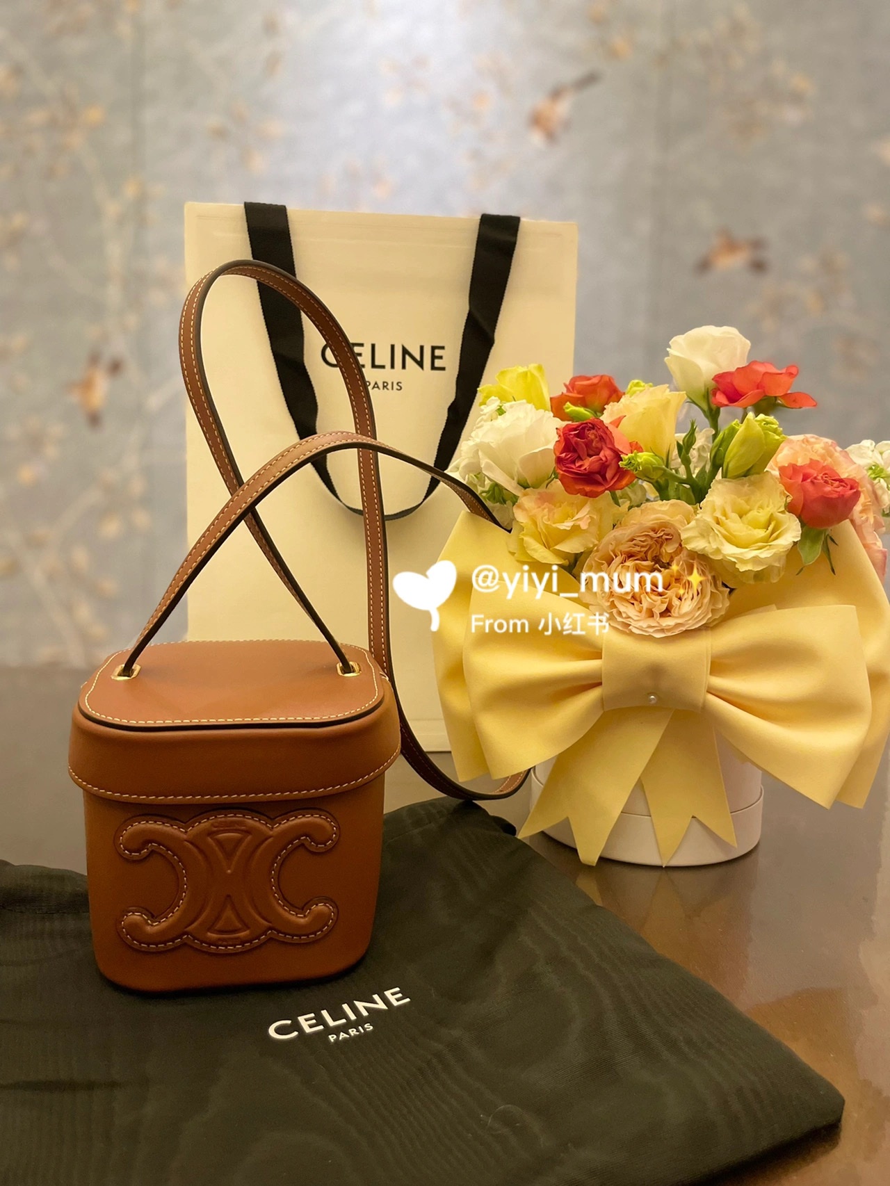 CELINE SMALL BOX CUIR TRIOMPHE 11CM BAG 199263焦糖色