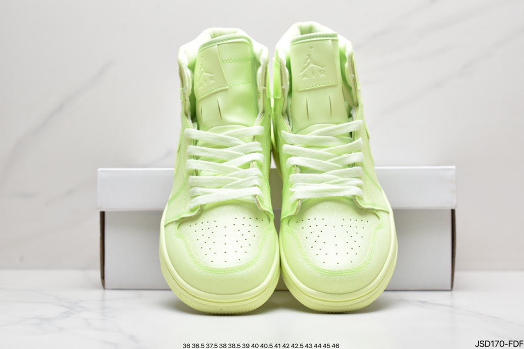 200 乔丹Air Jordan 1 Mid AJ1 高帮篮球鞋AH7389