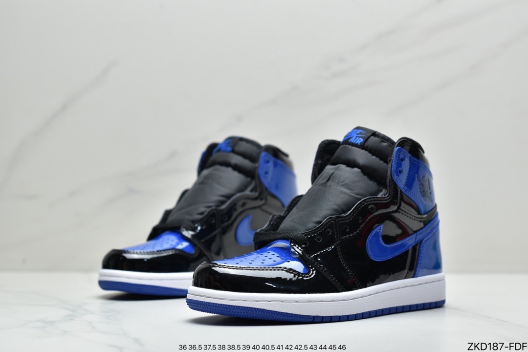 Air Jordan 1 High OG ”Dark Marina Blue” Takahiro 555088-404