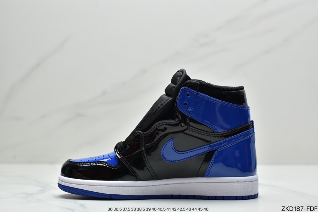 Air Jordan 1 High OG ”Dark Marina Blue” Takahiro 555088-404