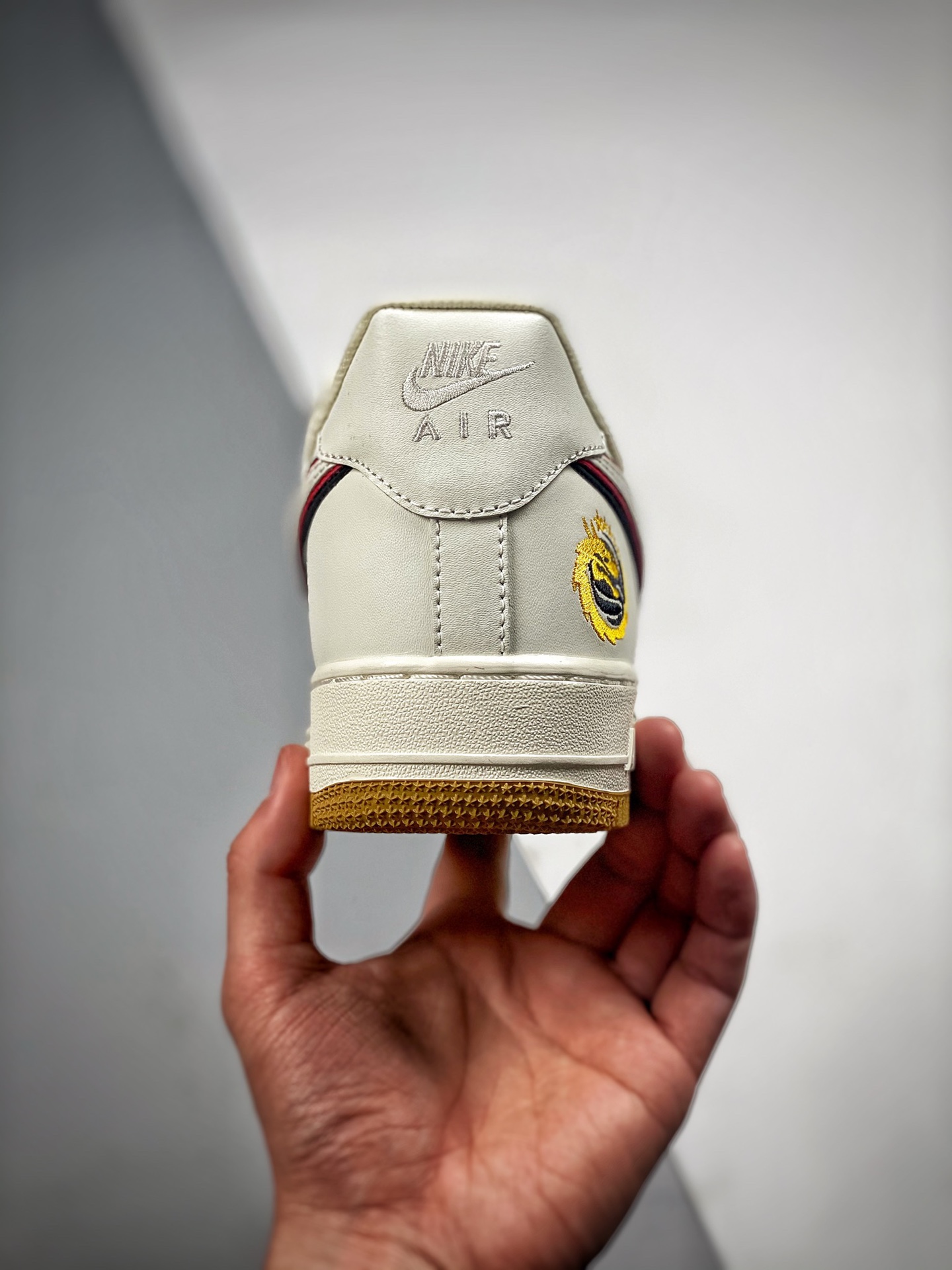 Miniatura 7