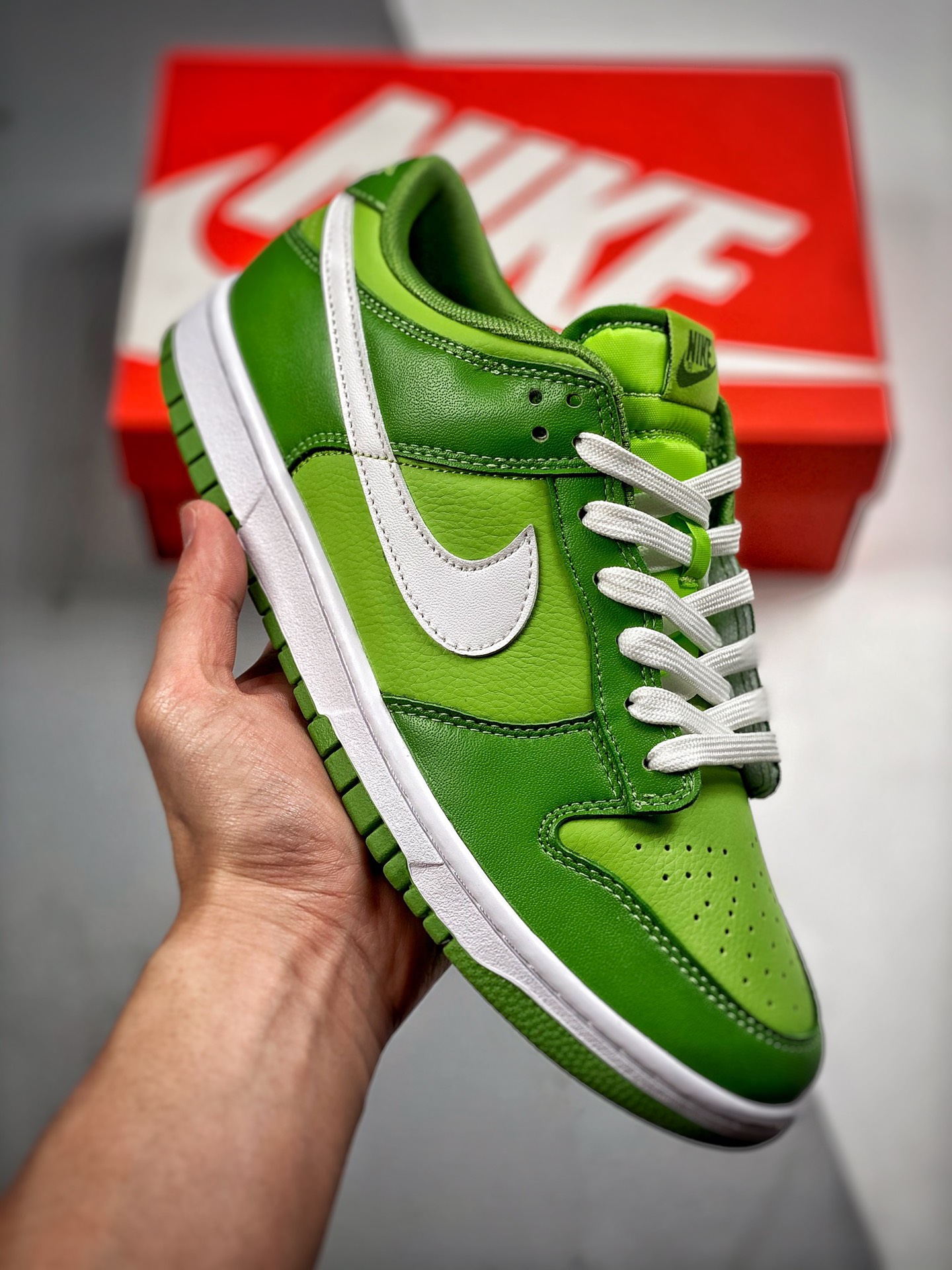-4 Nk Dunk SB Low verde brillante, producción original pura de fábrica, fotos reales primer lanzamiento, material de ca…
