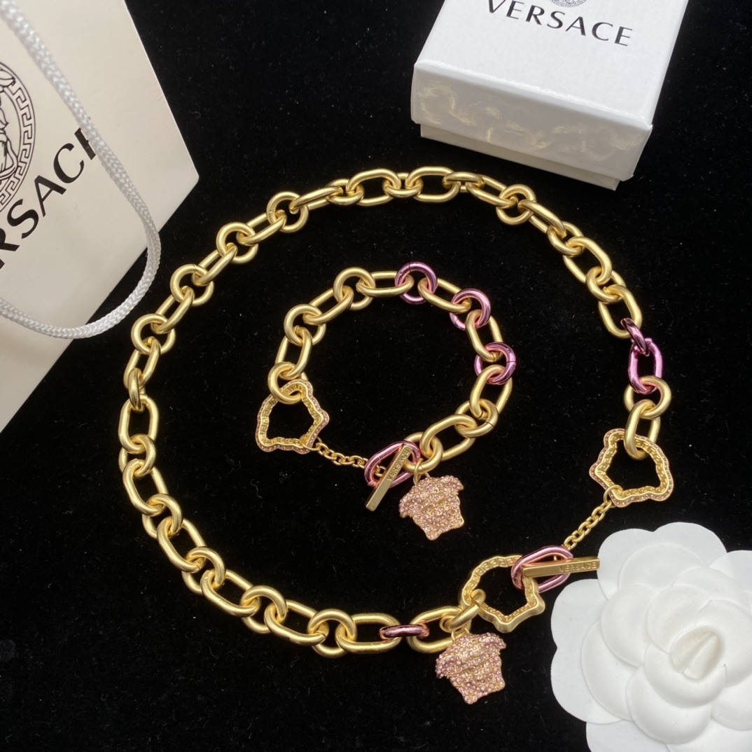 Versace Buy Jewelry Bracelet Necklaces & Pendants Pink Set With Diamonds Fashion