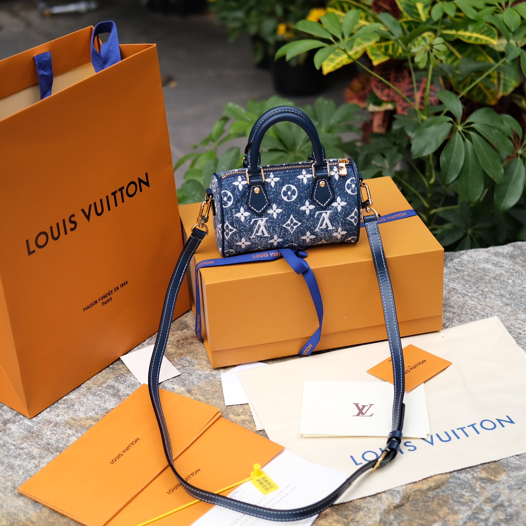 🌼 m81168尺寸16 x 10 x 7.5CM 里里外外全原渠道！复古丹宁系列牛仔蓝nano小号，比