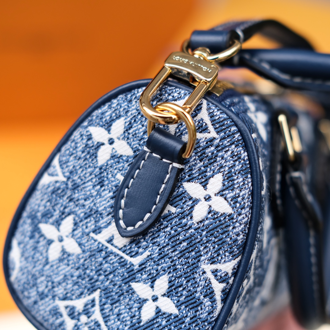 🌼 m81168尺寸16 x 10 x 7.5CM 里里外外全原渠道！复古丹宁系列牛仔蓝nano小号，比