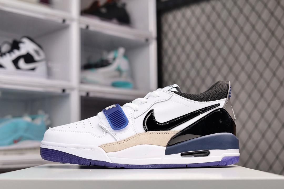 H0 【公司级 Air Jordan Legacy 312 Low “25th Anniversary” 蓝黑 东单】它的名字就展现出它所包含的鞋款元素，312 分别对应了 Air Jordan 3、Air Jordan 1 和 Air Trainer 2，将这三双经典又有不俗人气的鞋款融合，“最强三合一” 的名称由此得来×996PQ