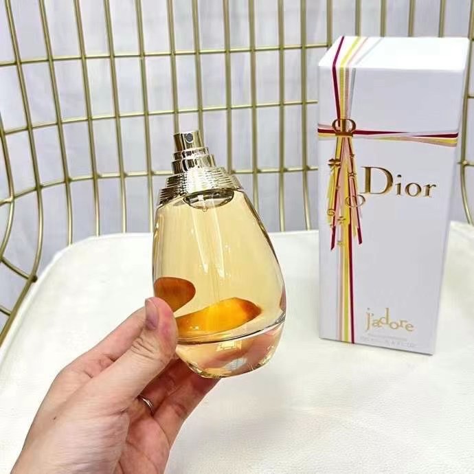 Dior J'adore Eau de Parfum 100ml Gift Set - Floral & Feminine Fragrance 7 i1651743243 9312 6