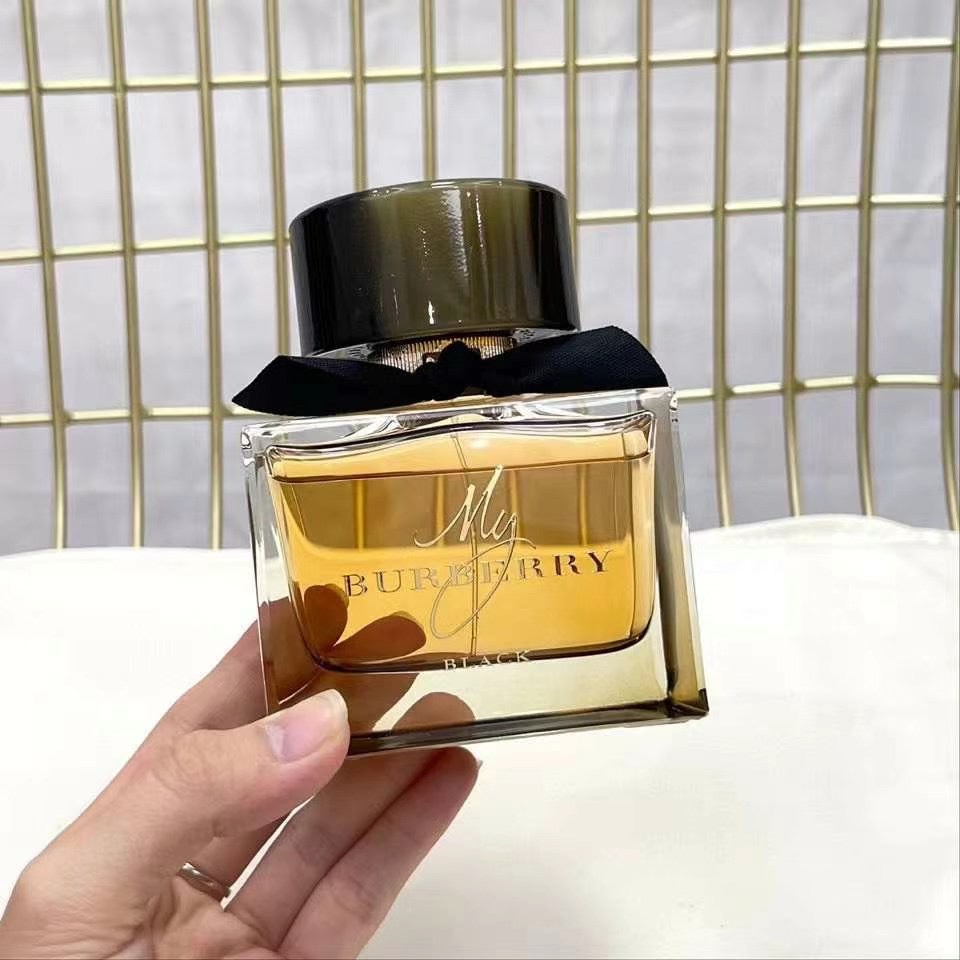 My Burberry Black Parfum for Women - 90ml Oriental Floral Fragrance 4 i1651743631 8241 2