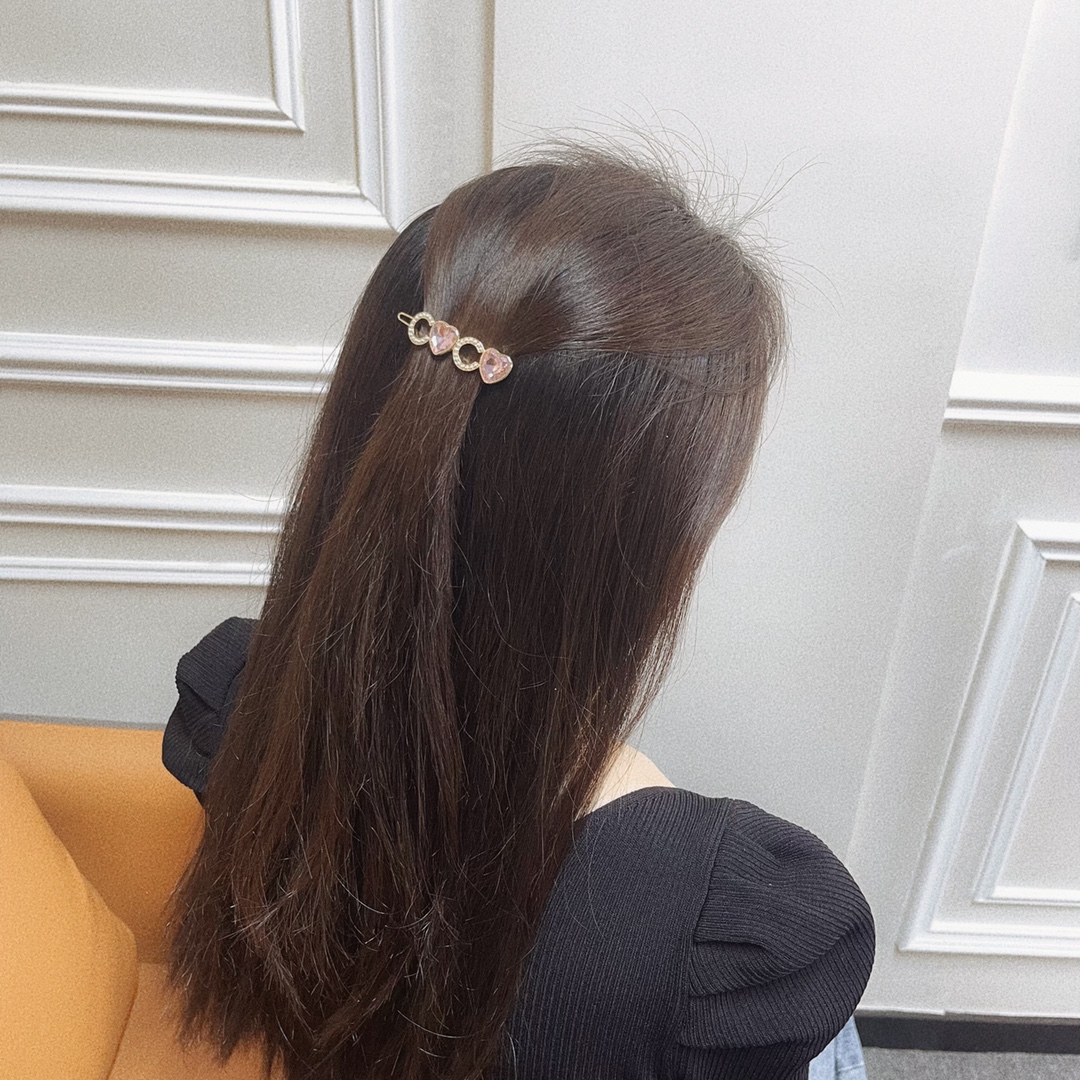 新款☑️CHANEL香奈儿coco爱心珍珠发夹发卡