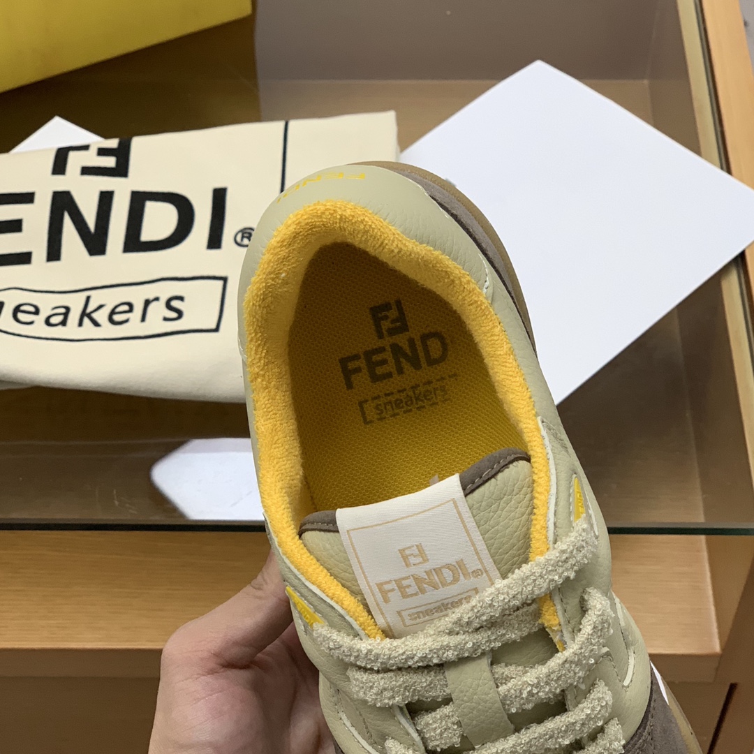 FENDI芬迪   侧面饰有FF图案情侣款复古运动鞋