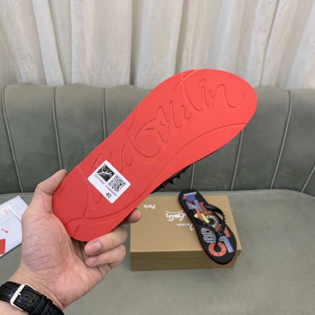 Precio de venta: P100 Marca del producto: CL Red Bottom Shoes* "CL*" flip-flops Talla normal: 35-44 